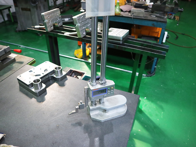 디지매틱-하이트게이지